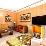 Vime II Marbella East Swimming Pool, Gym & Spa - Eaw Homes * מארבלה