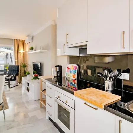 Vime II Marbella East Swimming Pool, Gym & Spa - Eaw Homes