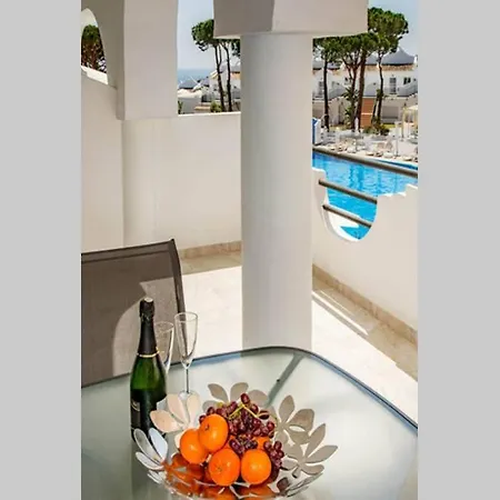 Vime II Marbella East Swimming Pool, Gym & Spa - Eaw Homes